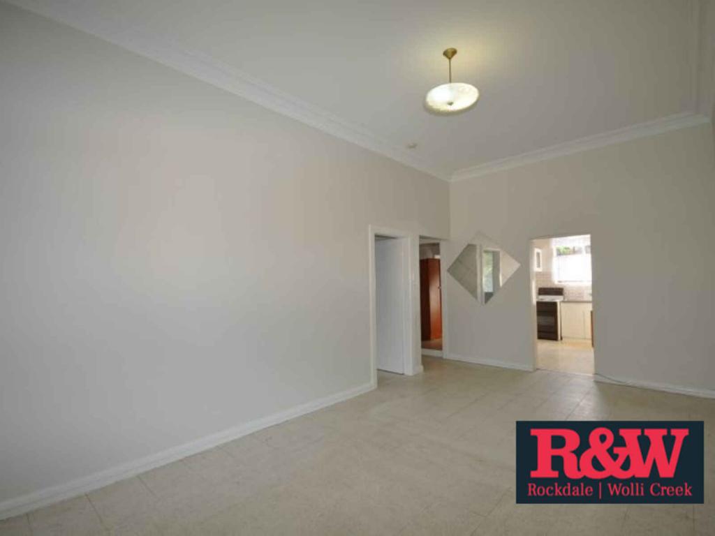 82 REAR DUNMORE ST S, BEXLEY, NSW 2207