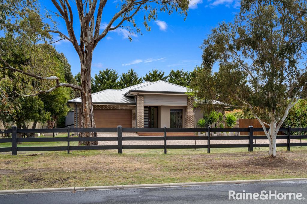 2b Rangeview Dr, Riddells Creek, VIC 3431