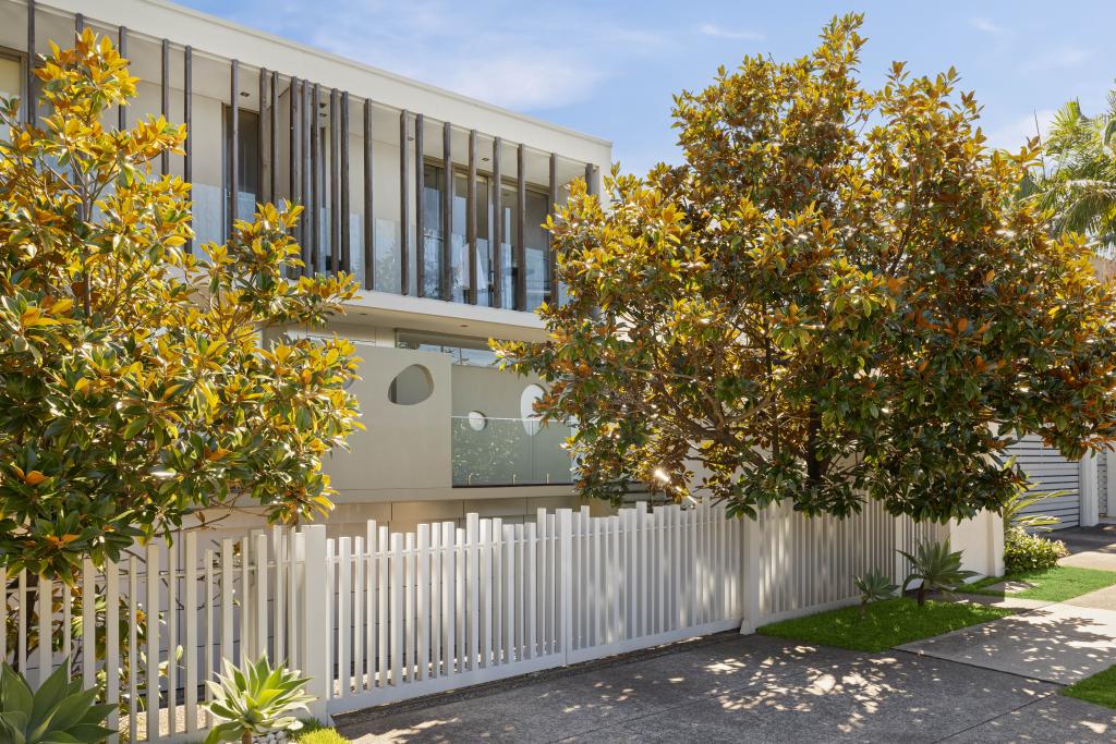 8B REINA ST, NORTH BONDI, NSW 2026