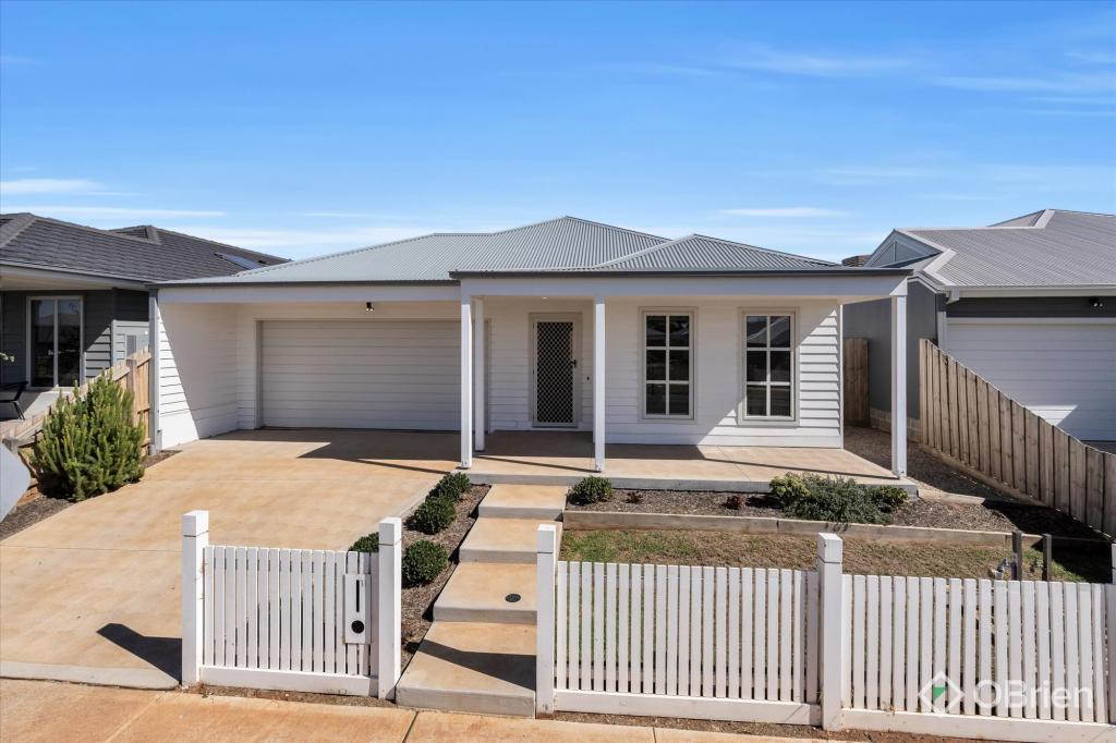 11 MITIAMO ST, EYNESBURY, VIC 3338