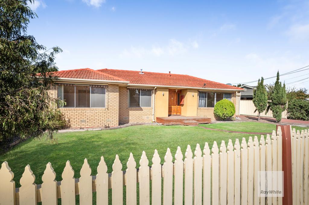 8 Parnell Cres, Gladstone Park, VIC 3043