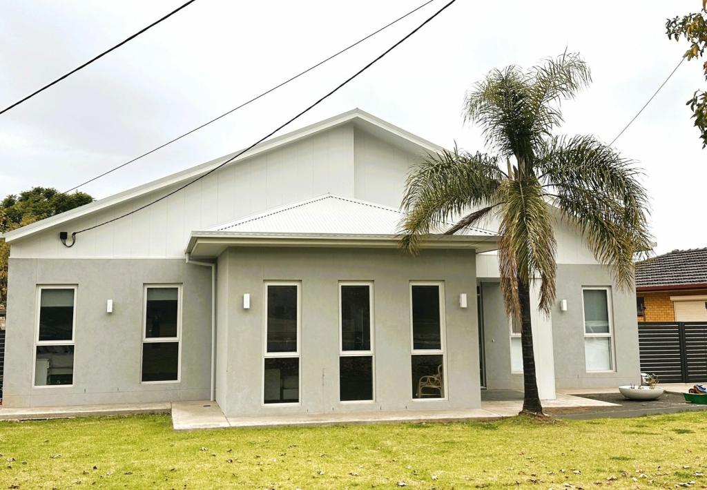 81 Blumer Ave, Griffith, NSW 2680