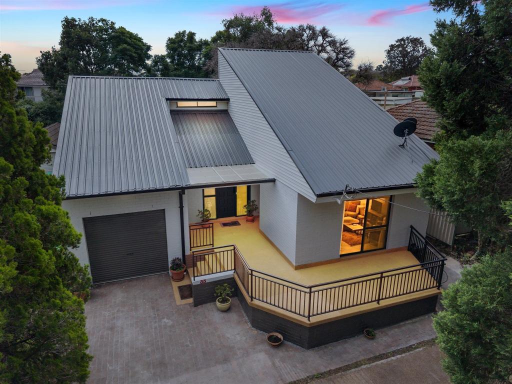 33 Kardella Cres, Narwee, NSW 2209