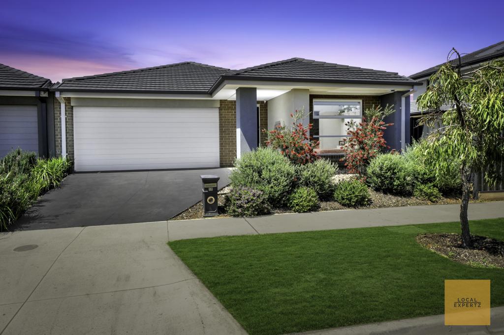 19 Staccato Tce, Strathtulloh, VIC 3338