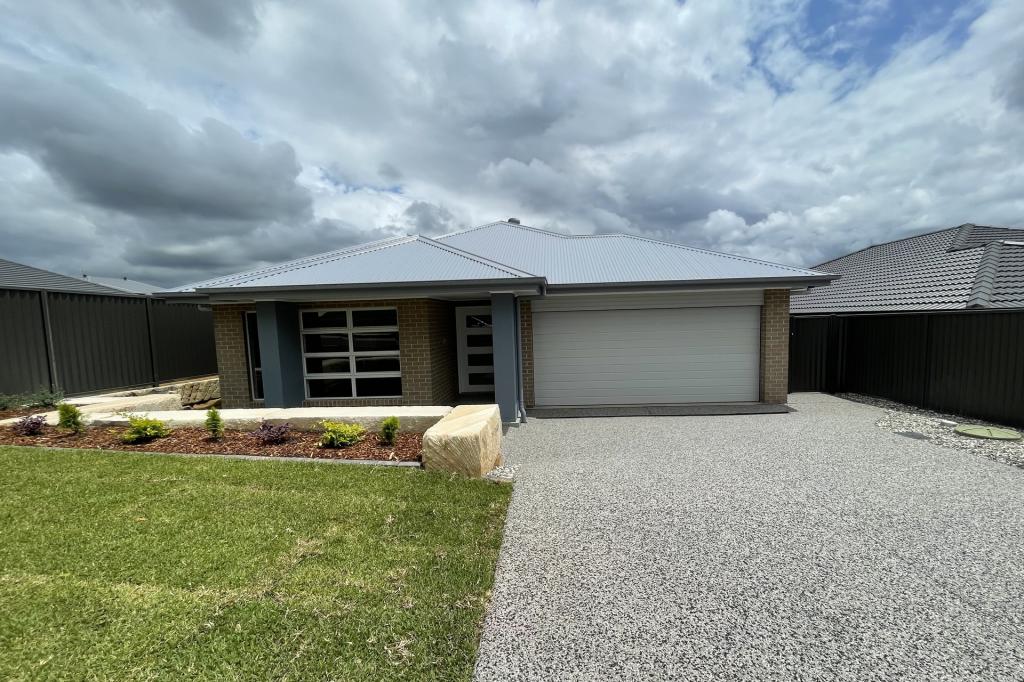 15 PIERTENPOLE LANE, COORANBONG, NSW 2265