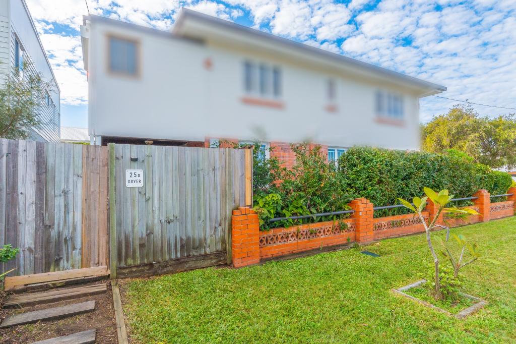 25D DOVER RD, MARGATE, QLD 4019