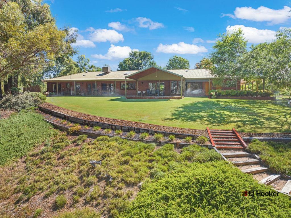 18 Clifton St E, Mathoura, NSW 2710