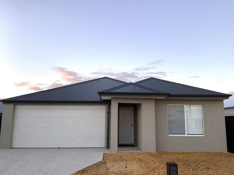 A/14 ORCHARDLEIGH BVD, LAKELANDS, WA 6180