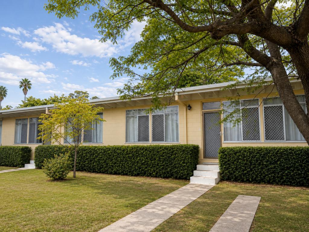 1/2 Queen St, Moree, NSW 2400
