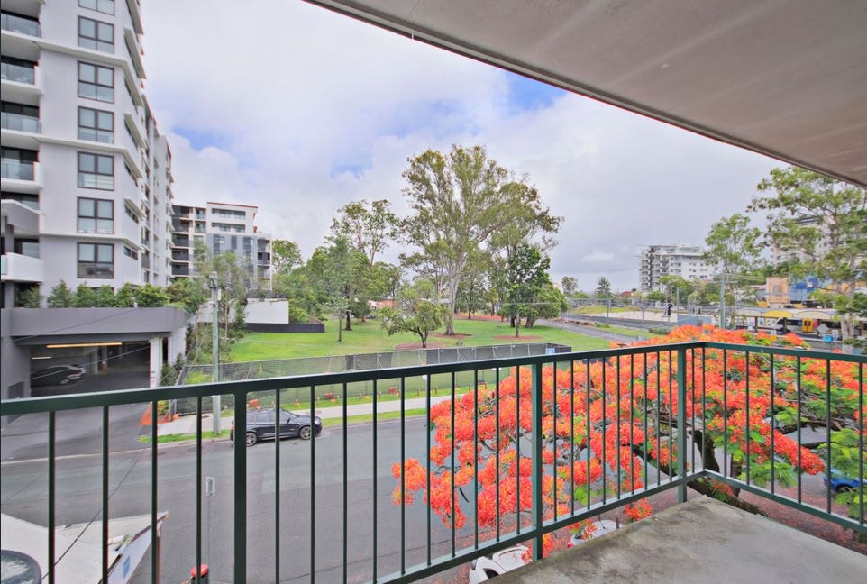 9/4-8 Lambert Rd, Indooroopilly, QLD 4068
