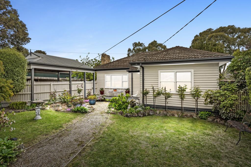 32 Pascoe Ave, Croydon, VIC 3136