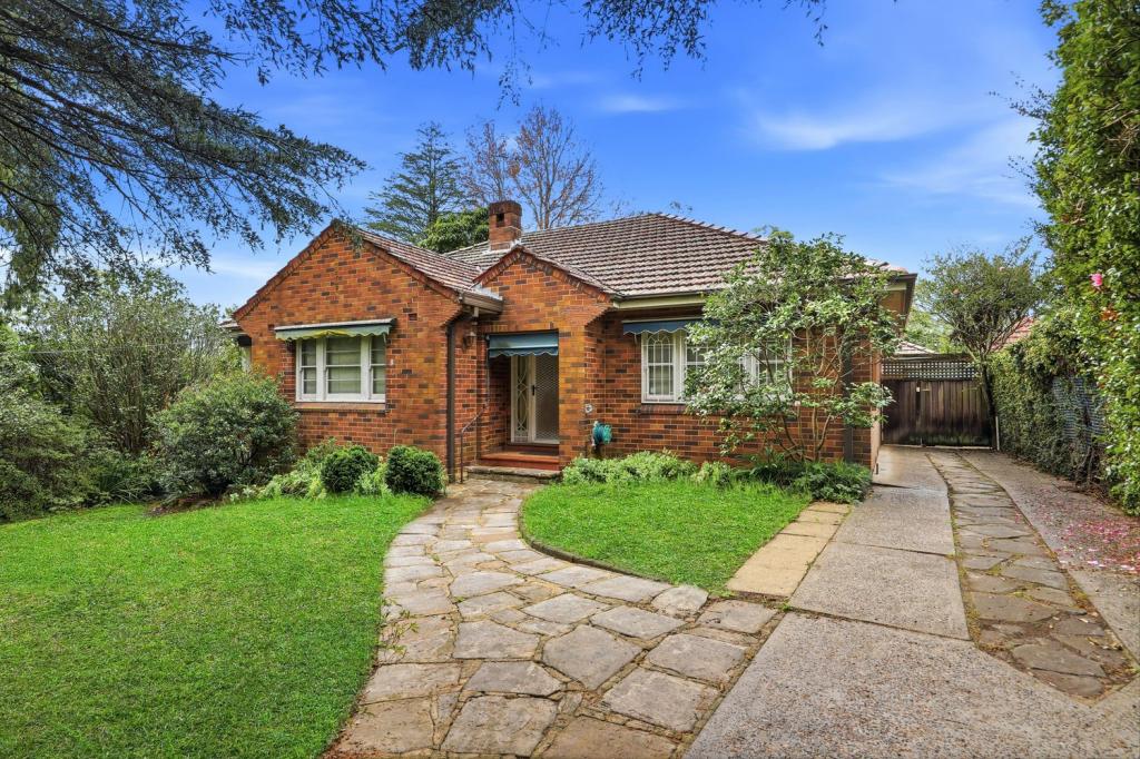 33 Bobbin Head Rd, Pymble, NSW 2073