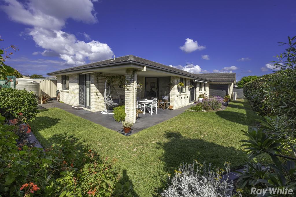 24 Massie Cres, Tuncurry, NSW 2428
