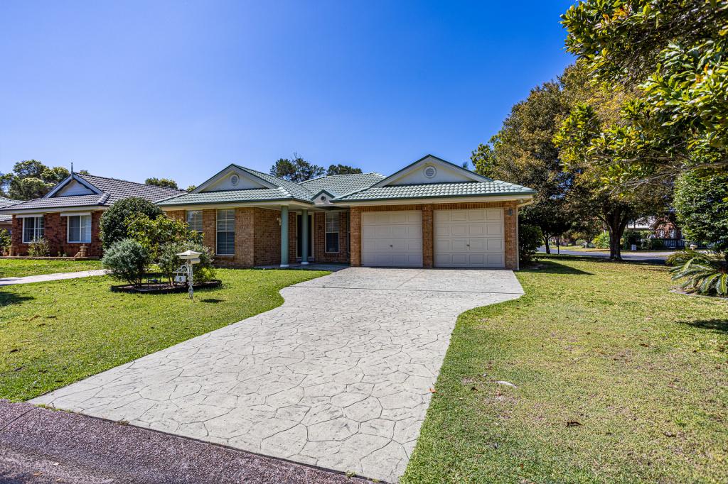 5 Genoa Gr, Tea Gardens, NSW 2324