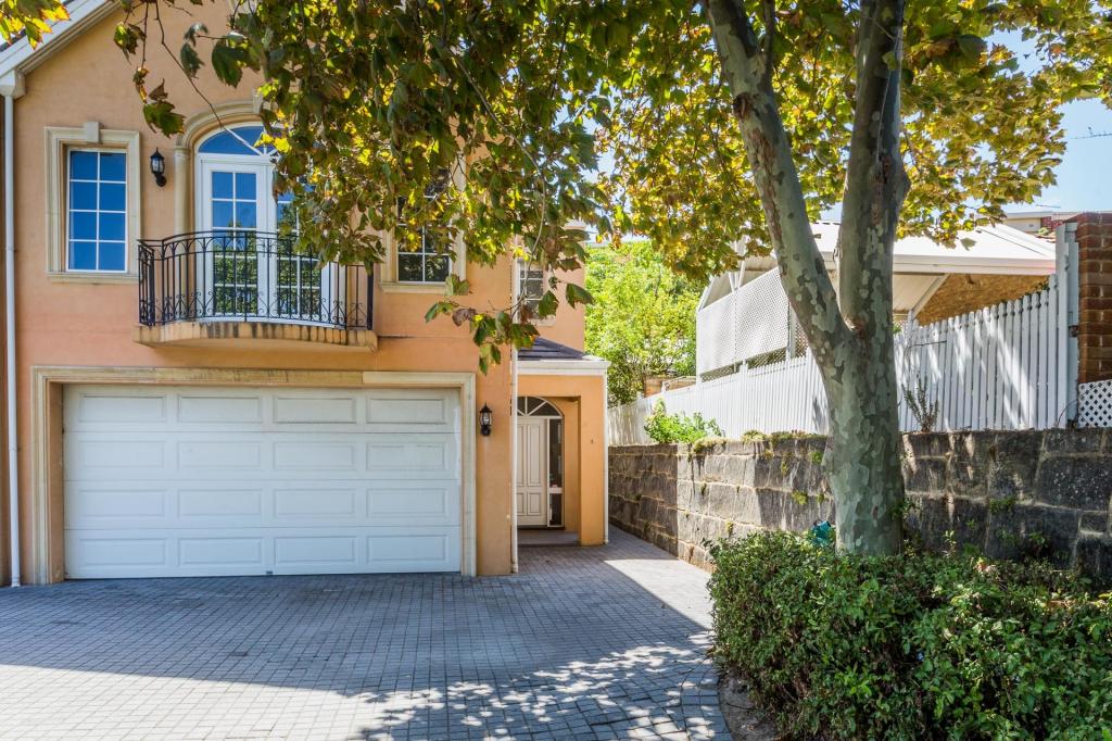 4/10 HURSTFORD CL, PEPPERMINT GROVE, WA 6011