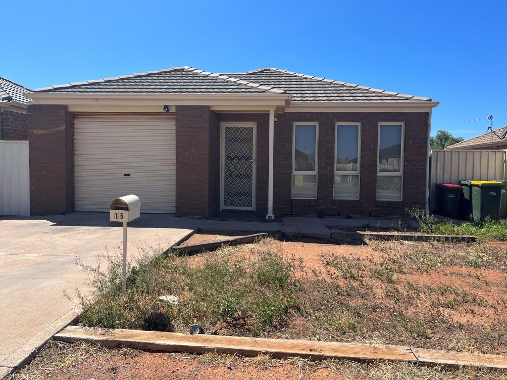 15 Callaghan Ct, Whyalla Stuart, SA 5608