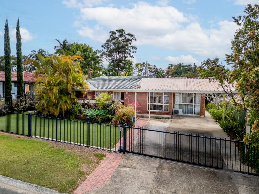 5 Beaufortia Ct, Regents Park, QLD 4118