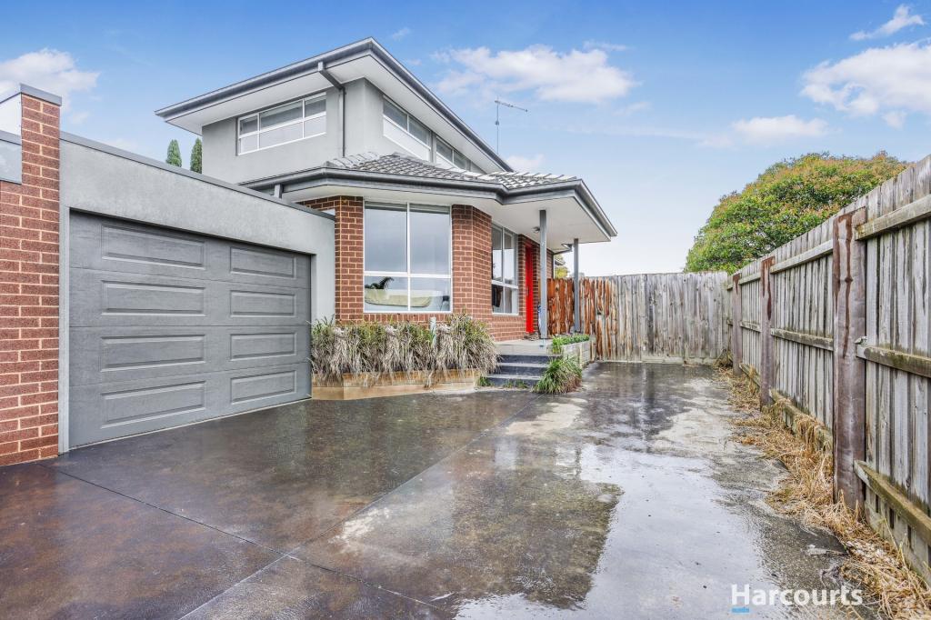 2/95 Ahern Rd, Pakenham, VIC 3810