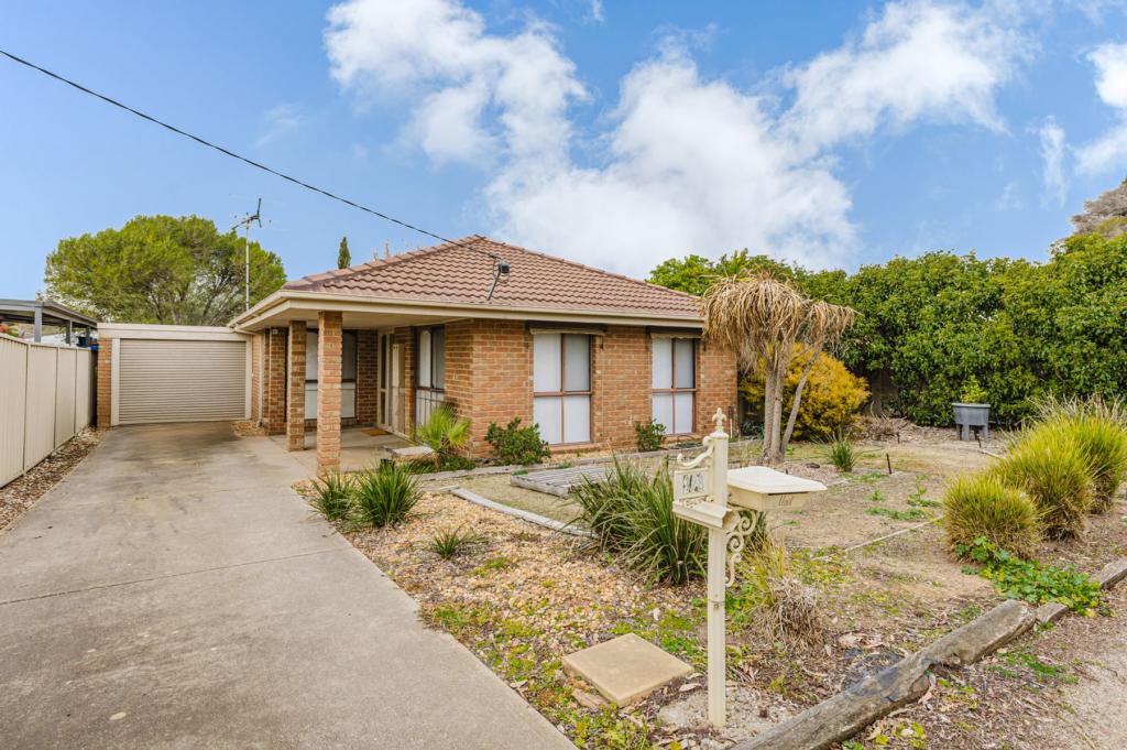 128 Gisborne Rd, Bacchus Marsh, VIC 3340