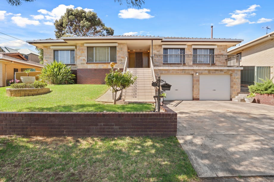 17 Ellerslie Dr, Rostrevor, SA 5073