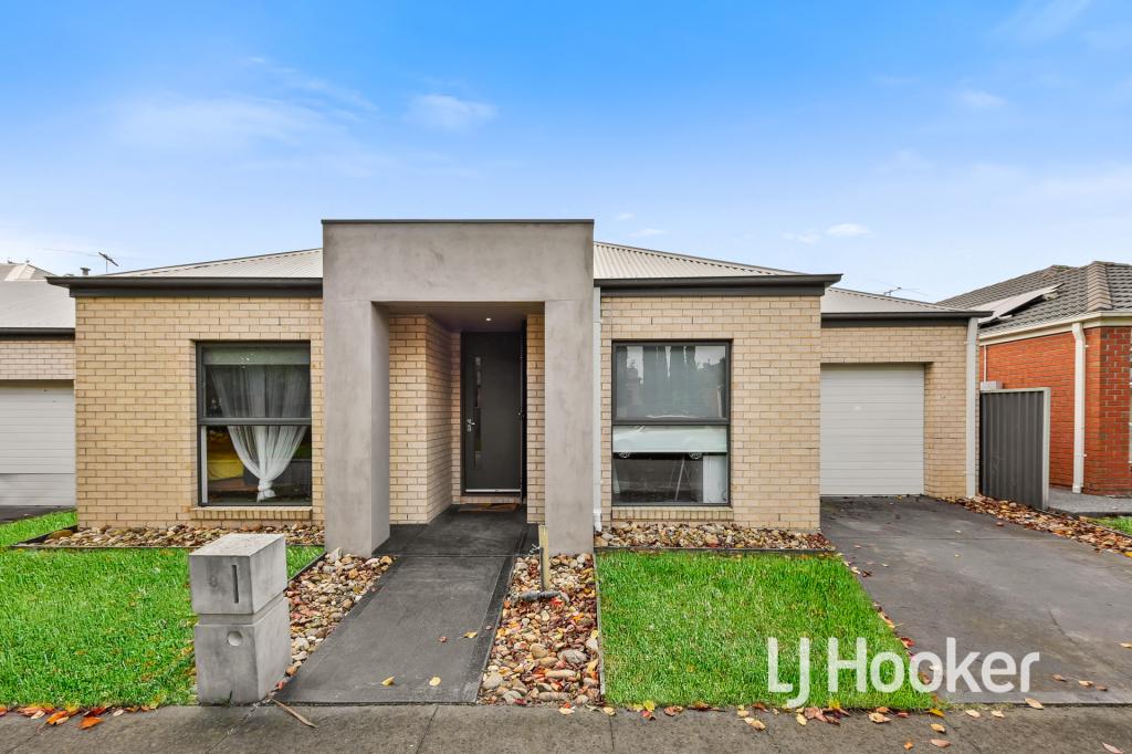 3 Pyrus Ct, Pakenham, VIC 3810