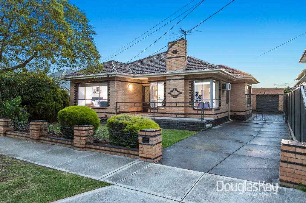 8 Blackmore St, Sunshine North, VIC 3020