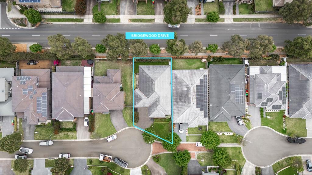 26 Redbourne Gra, Beaumont Hills, NSW 2155