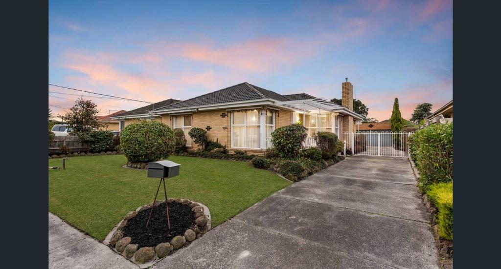 21 Finchaven Ave, Keysborough, VIC 3173