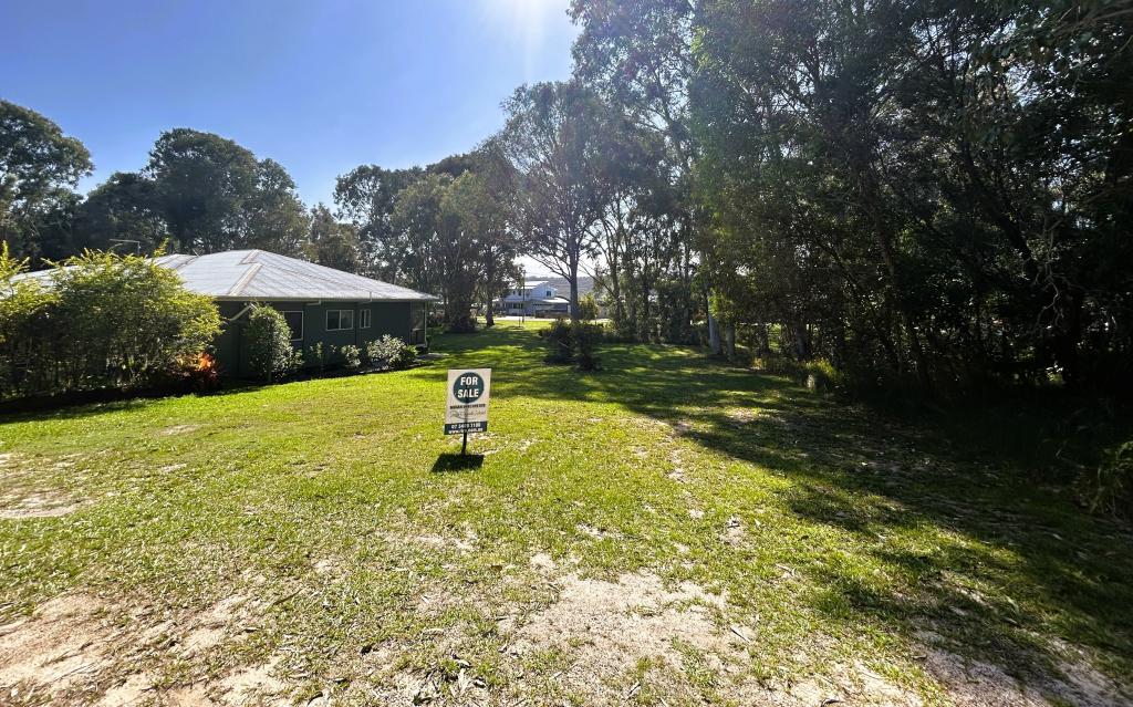 13 Scenic Dr, Russell Island, QLD 4184