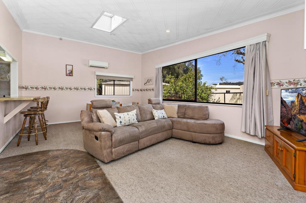 55 Kaylaur Cres, Albion Park Rail, NSW 2527