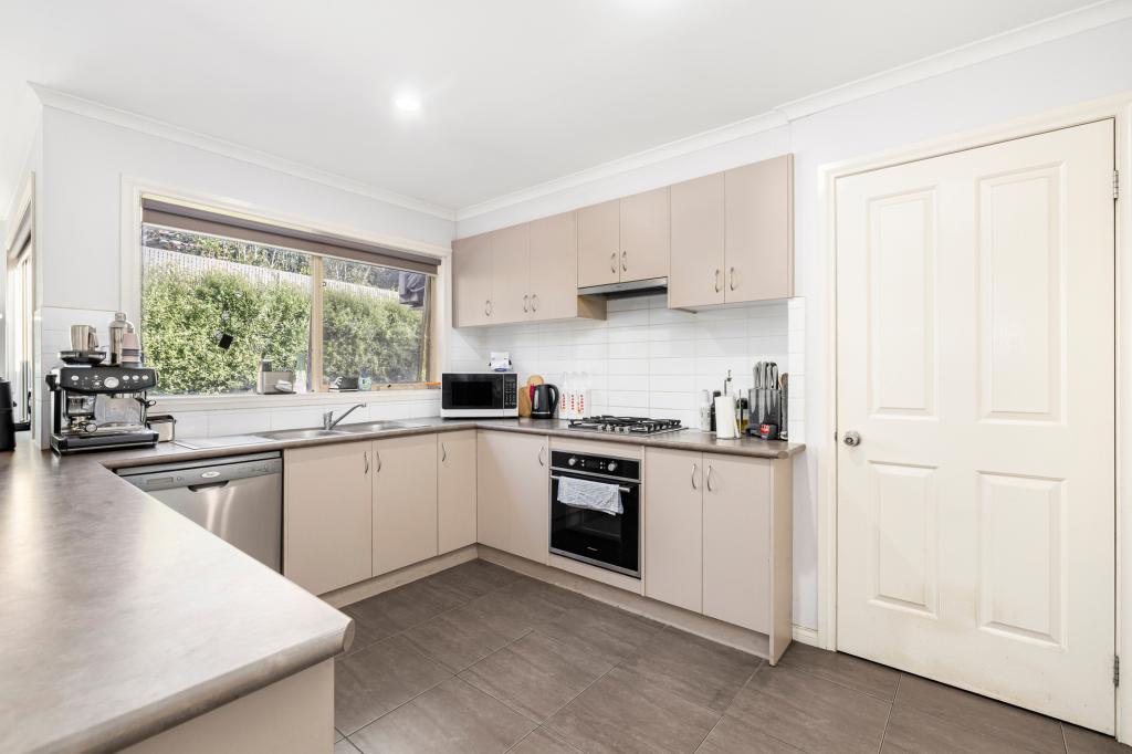 2/21 Quarry Rd, Langwarrin, VIC 3910