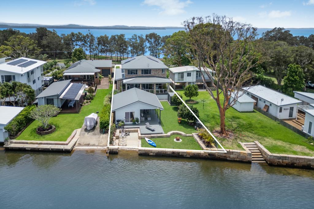 260 Geoffrey Rd, Chittaway Point, NSW 2261