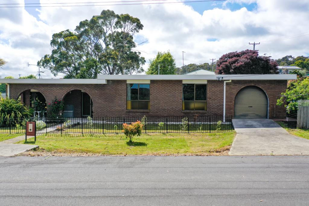 52 ROSS ST, BEAUTY POINT, TAS 7270