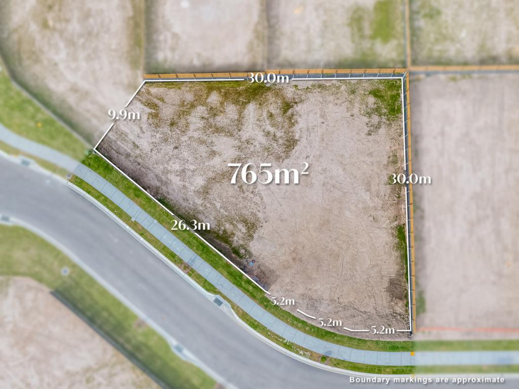 16 Daisy St, Redland Bay, QLD 4165