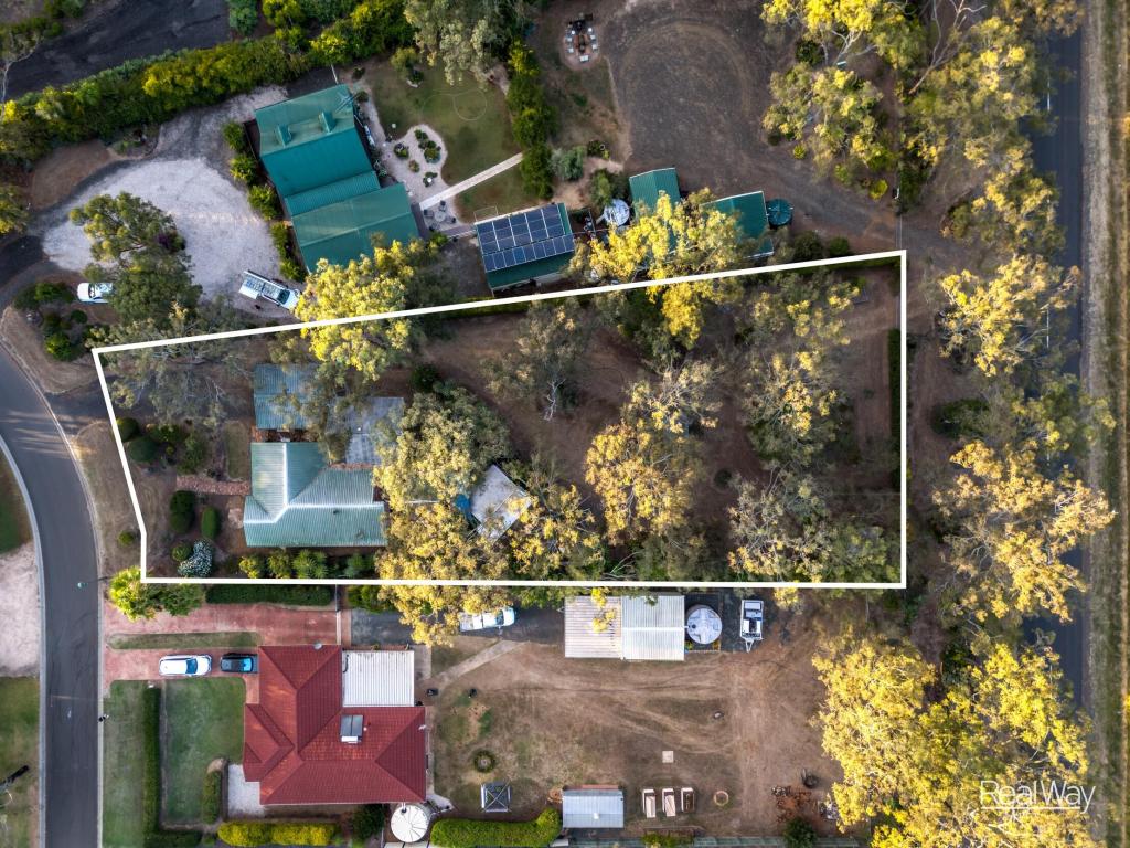 19 Highland Park Rd, Meringandan West, QLD 4352