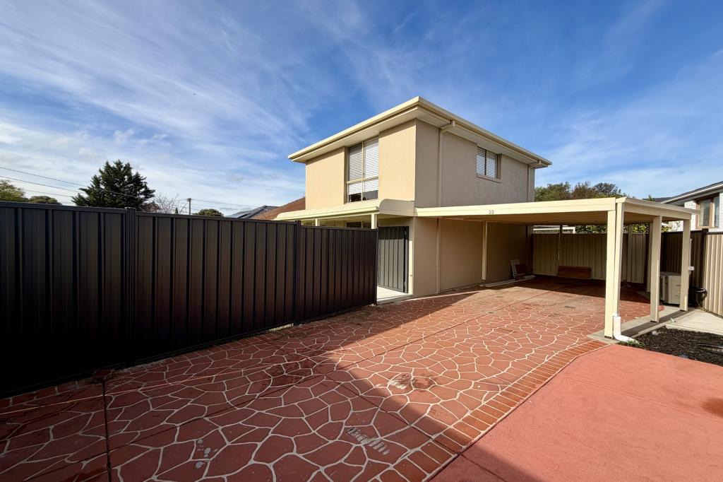 22 Fraser St, Melton South, VIC 3338
