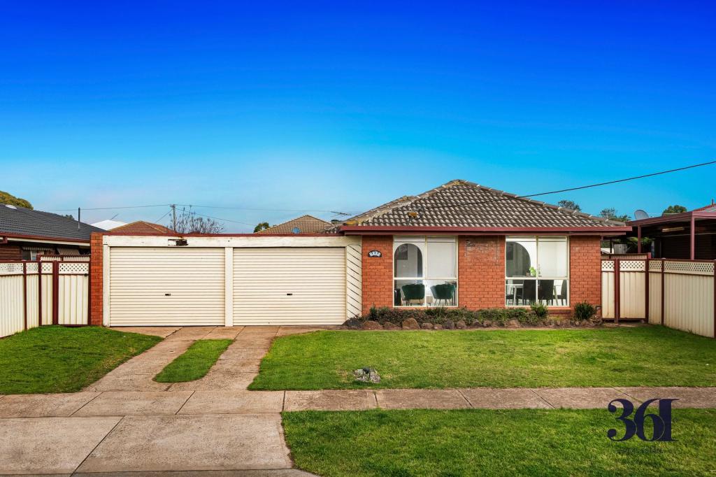 2005 WESTERN HWY, ROCKBANK, VIC 3335