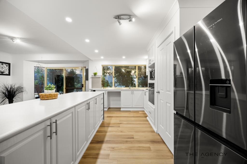 11b Jeavons Pl, South Lake, WA 6164