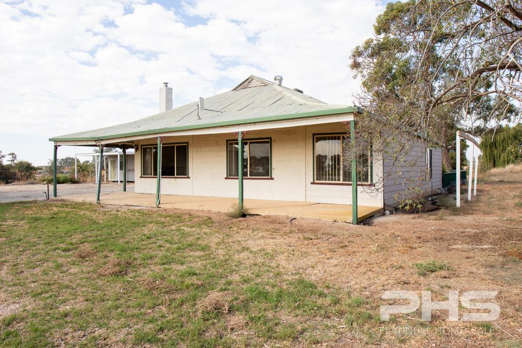 594 Tragowel Rd, Tragowel, VIC 3579