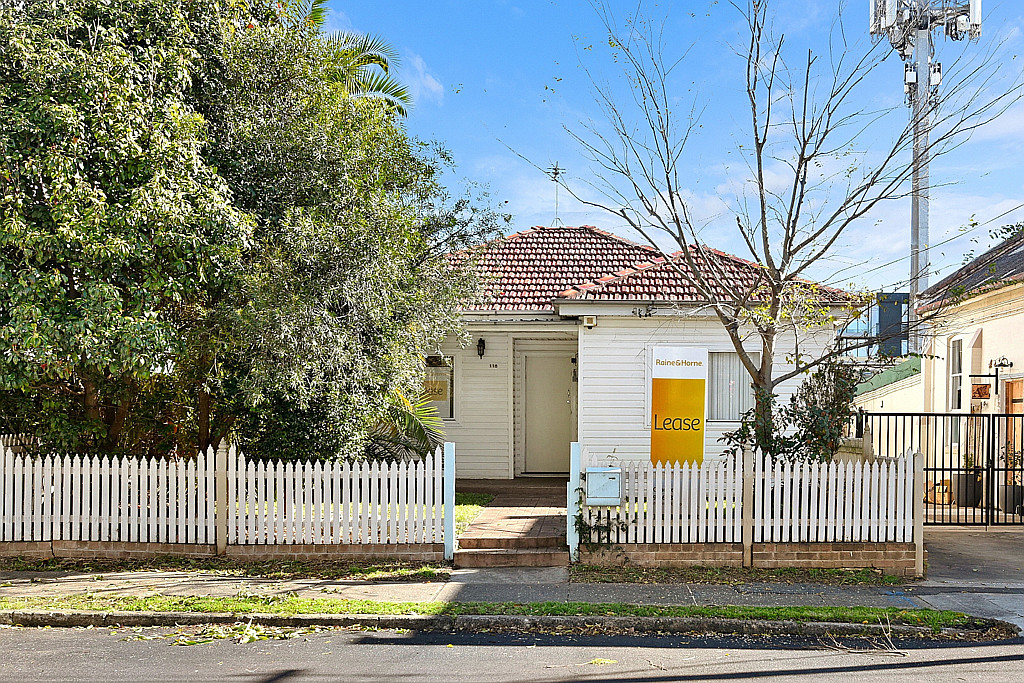 118 Tennyson Rd, Mortlake, NSW 2137