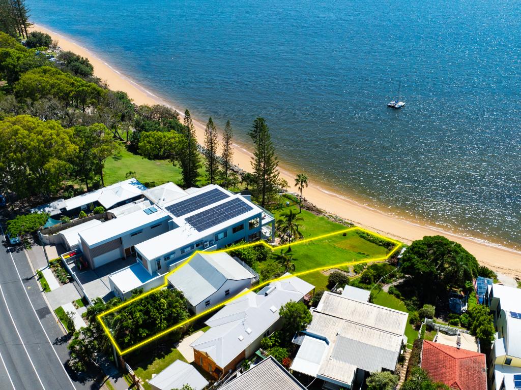 50 Whytecliffe Pde, Woody Point, QLD 4019