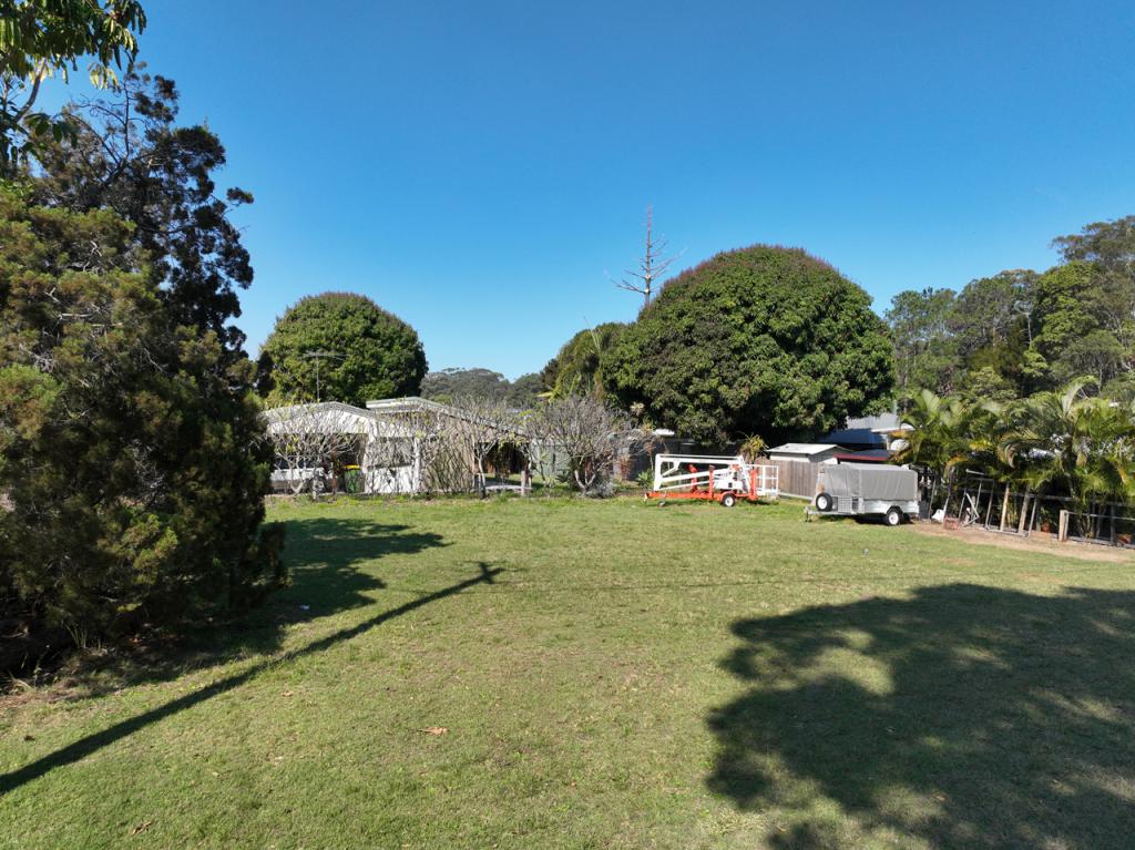 84 Kings Rd, Russell Island, QLD 4184