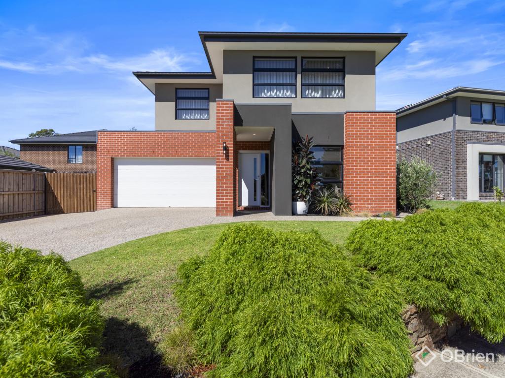 16 Sparrow St, Cranbourne, VIC 3977