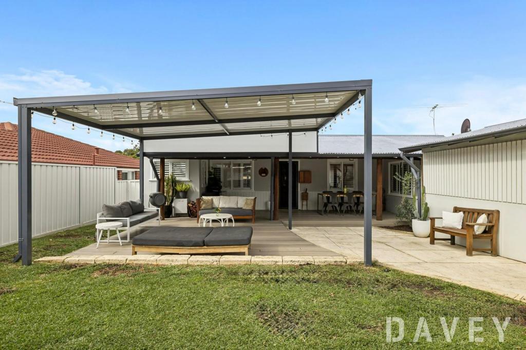 202 Ravenscar St, Doubleview, WA 6018