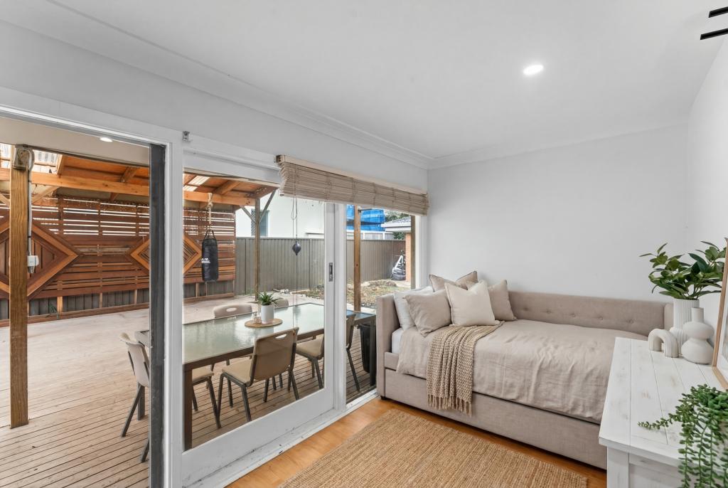 7 Parnoo St, Surfers Paradise, QLD 4217