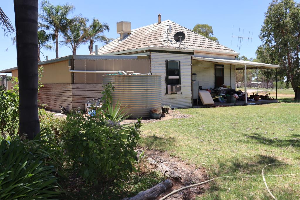 234 Kulkyne St, Renmark West, SA 5341