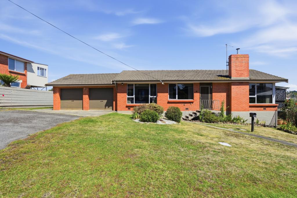 6 Bavaria St, Kings Meadows, TAS 7249