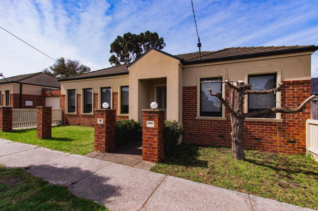 10 Jeanette Street, Clayton, VIC 3168