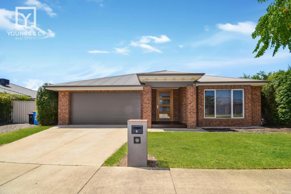 5 TOURNMENT DRIVE, MOOROOPNA, VIC 3629