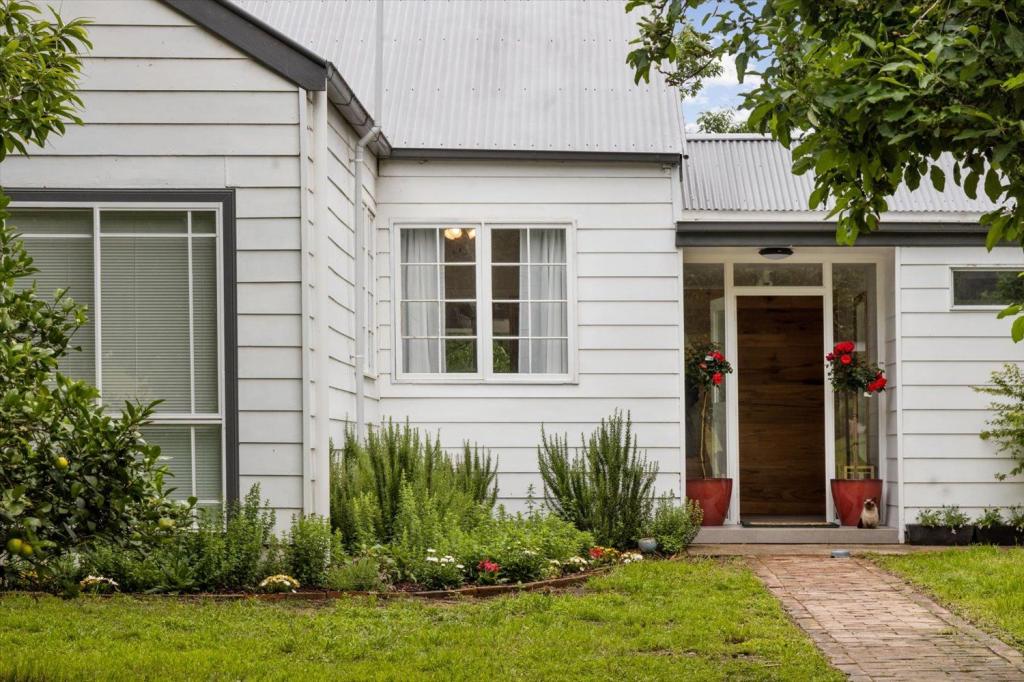17 Dirty Butter Creek Rd, Araluen, NSW 2622